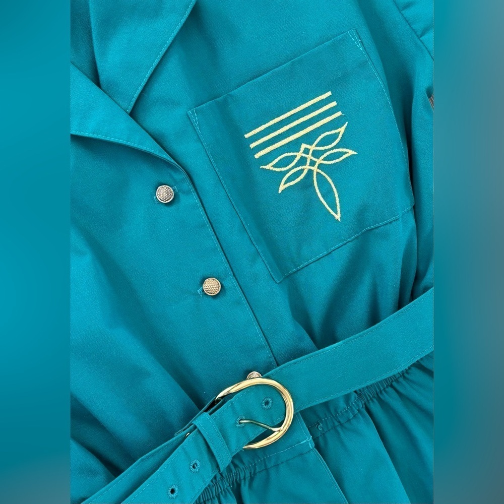 Vtg The American Shirt Dress Womens 8 Midi Belted Teal w/Gold Embroidery Buttons - Picture 12 of 14